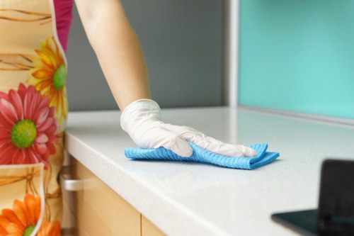 Deep clean service for flats and family homes in Edgware