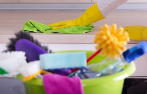 Professional Airbnb cleaning service in an Edgware short-let apartment